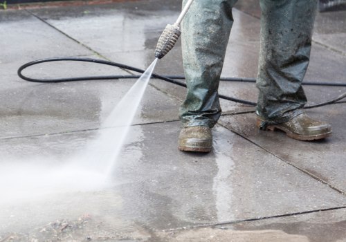 Maximizing Efficiency with a Pressure Washing CRM